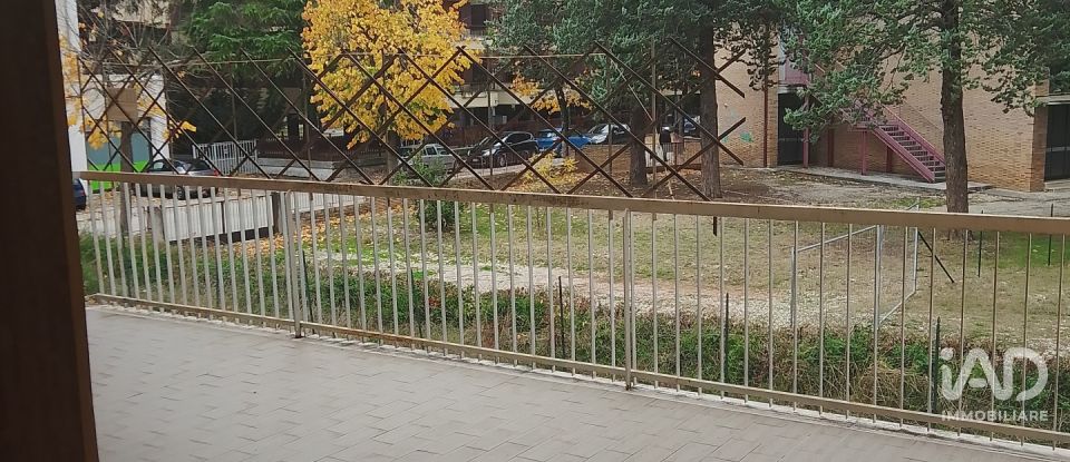 Apartment 6 rooms of 140 m² in Matelica (62024)