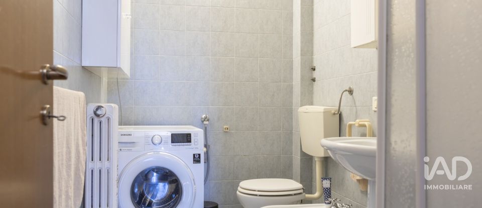 House 6 rooms of 199 m² in Urbino (61029)