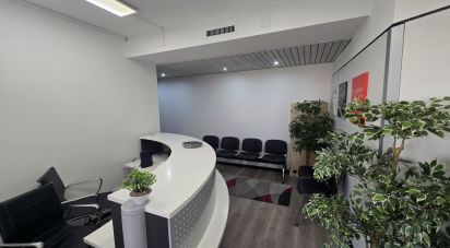 Laboratorio di 100 m² in Genova (16121)