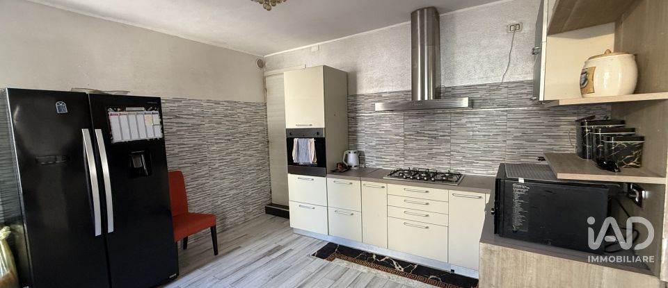 Townhouse 4 rooms of 150 m² in Concordia sulla Secchia (41033)