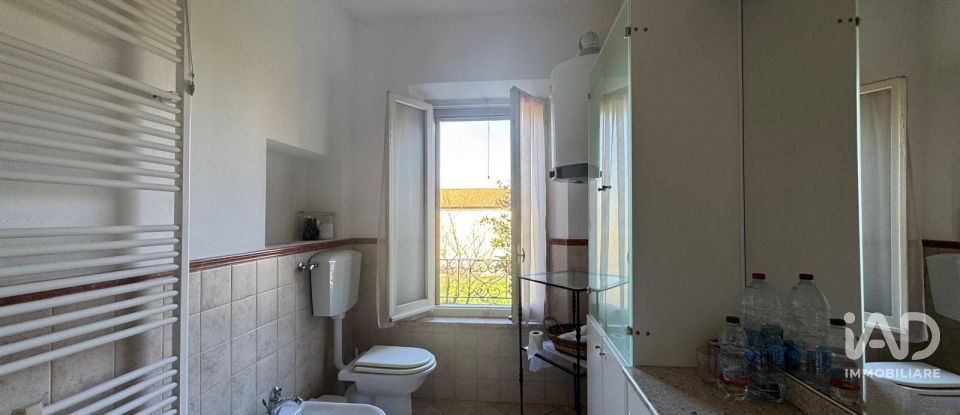 Casa indipendente / Villa 8 locali di 226 m² in Mirandola (41037)