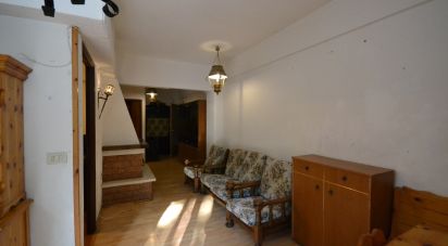Trilocale di 65 m² a Crocefieschi (16010)