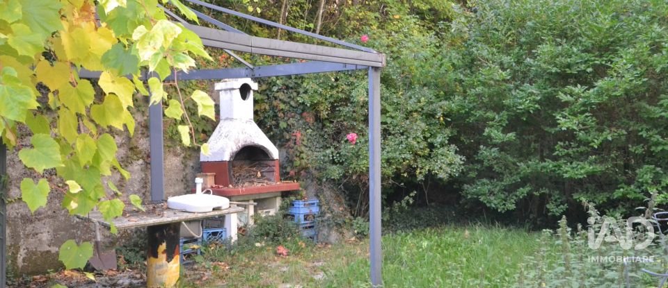 Three-room apartment of 65 m² in Crocefieschi (16010)