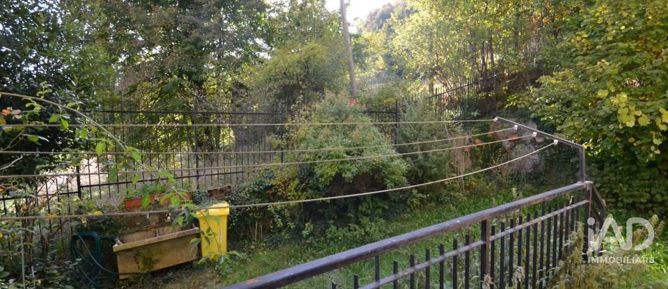 Three-room apartment of 65 m² in Crocefieschi (16010)