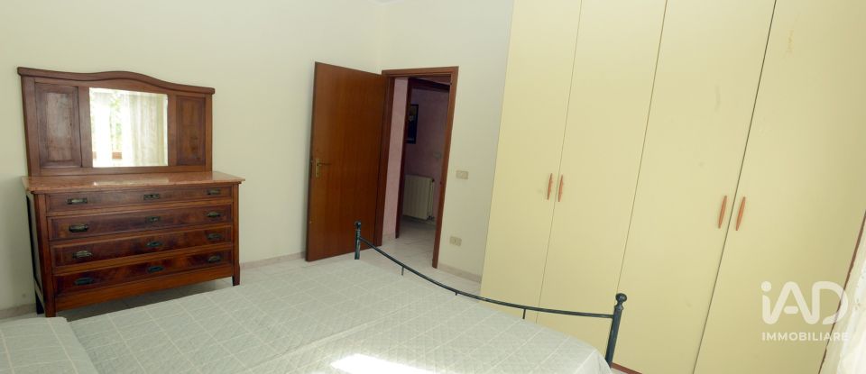 Apartment 9 rooms of 203 m² in Montecchio (05020)