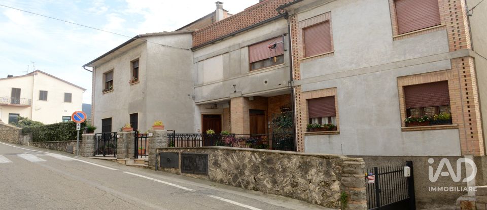 Apartment 9 rooms of 203 m² in Montecchio (05020)