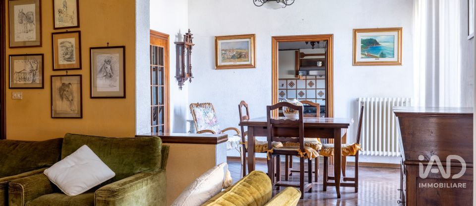 Casa indipendente / Villa 6 locali di 180 m² in Casciana Terme (56034)
