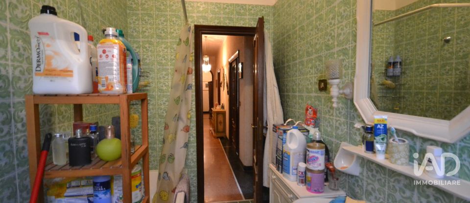 Three-room apartment of 72 m² in Genova (16159)