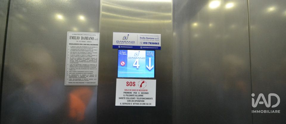 Three-room apartment of 72 m² in Genova (16159)