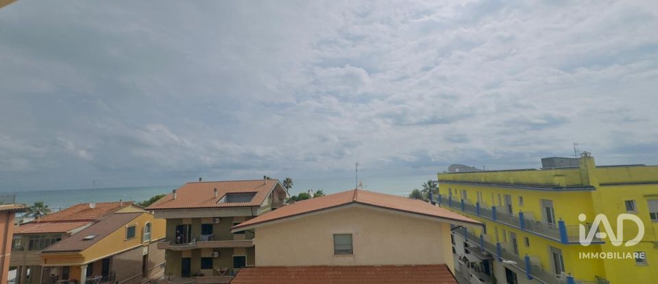 Appartamento 5 locali di 103 m² a Tortoreto (64018)