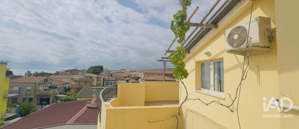 Appartamento 5 locali di 103 m² a Tortoreto (64018)