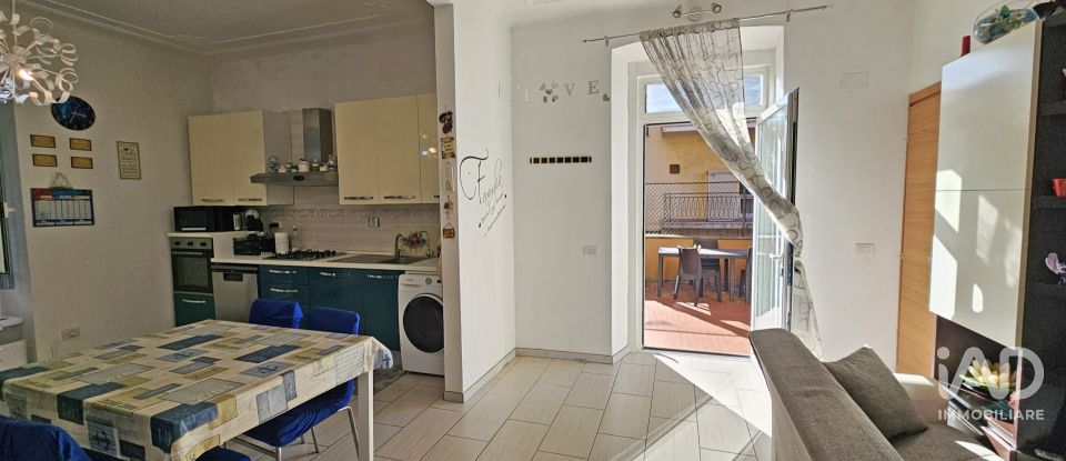 Four-room apartment of 139 m² in Genova (16144)