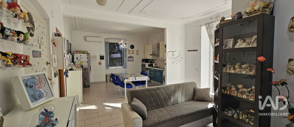 Four-room apartment of 139 m² in Genova (16144)