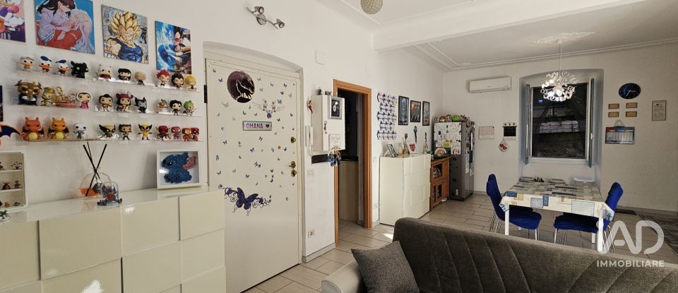 Four-room apartment of 139 m² in Genova (16144)