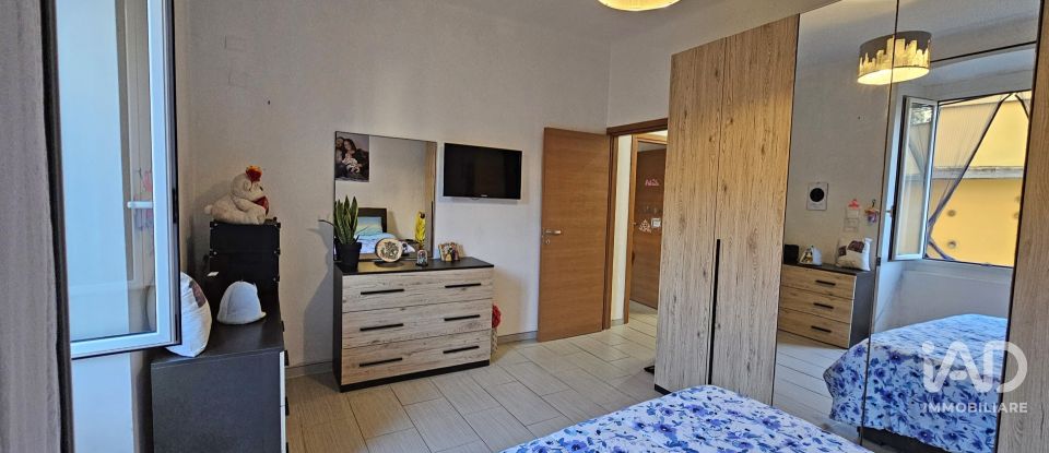 Four-room apartment of 139 m² in Genova (16144)