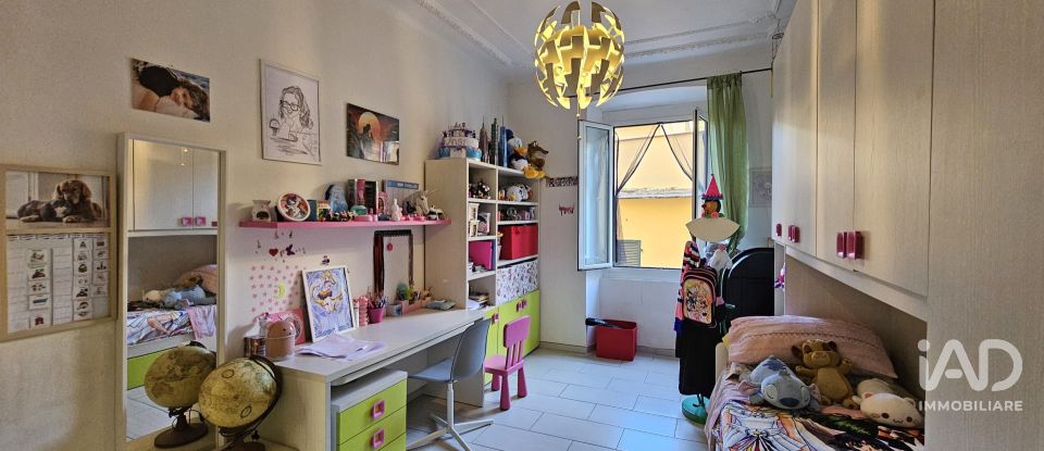 Four-room apartment of 139 m² in Genova (16144)