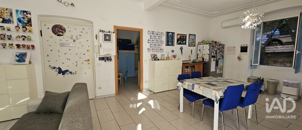 Four-room apartment of 139 m² in Genova (16144)