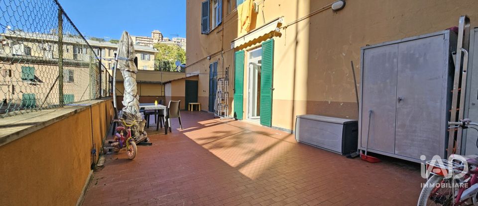 Four-room apartment of 139 m² in Genova (16144)