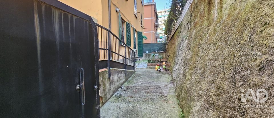 Four-room apartment of 139 m² in Genova (16144)