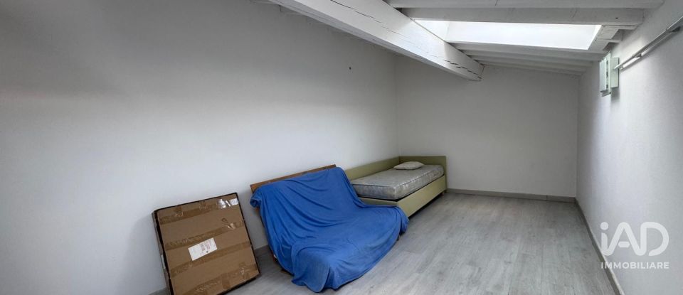 Three-room apartment of 90 m² in Mirandola (41037)