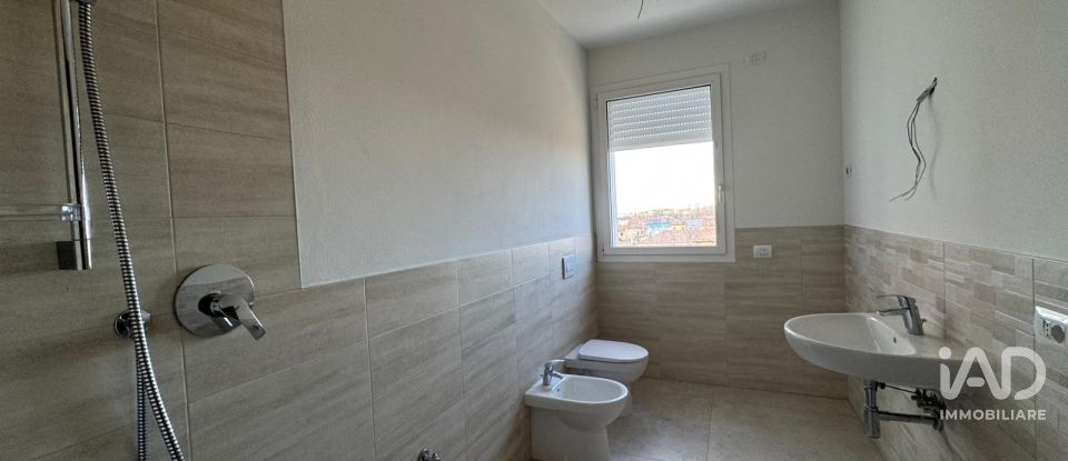 Trilocale di 170 m² a Mirandola (41037)