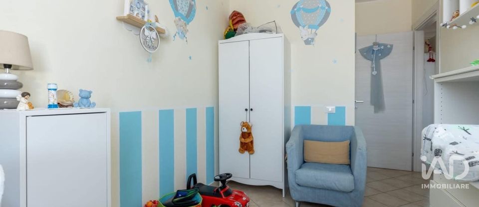 Trilocale di 83 m² a Ponsacco (56038)