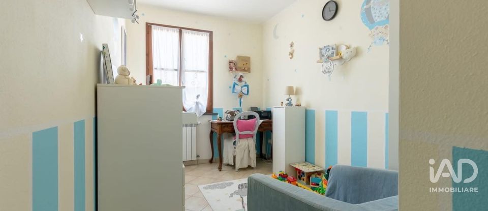 Trilocale di 83 m² a Ponsacco (56038)