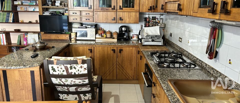 Four-room apartment of 110 m² in Nova Milanese (20834)