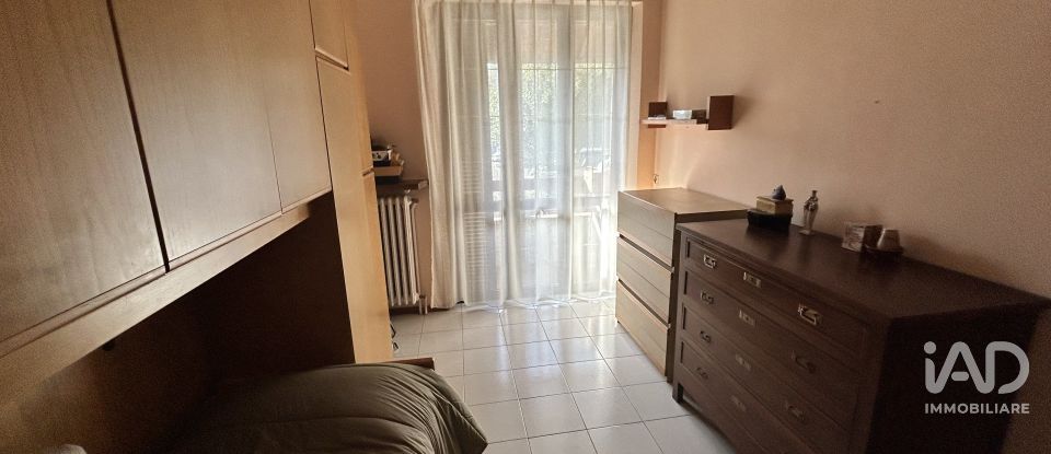 Four-room apartment of 110 m² in Nova Milanese (20834)