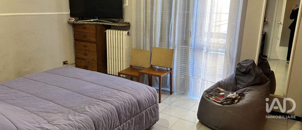 Four-room apartment of 110 m² in Nova Milanese (20834)