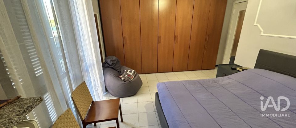 Four-room apartment of 110 m² in Nova Milanese (20834)