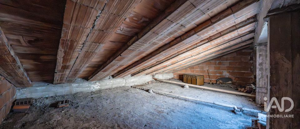 Apartment 8 rooms of 126 m² in Verona (37131)