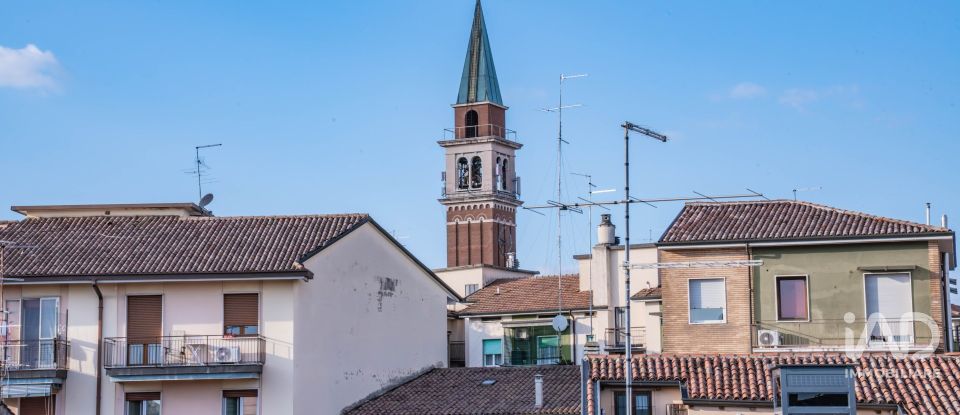 Apartment 8 rooms of 126 m² in Verona (37131)