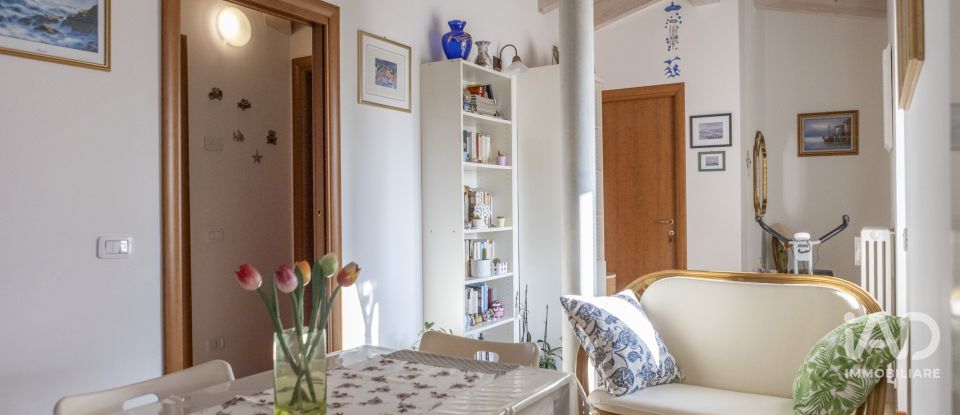 Four-room apartment of 119 m² in Osimo (60027)
