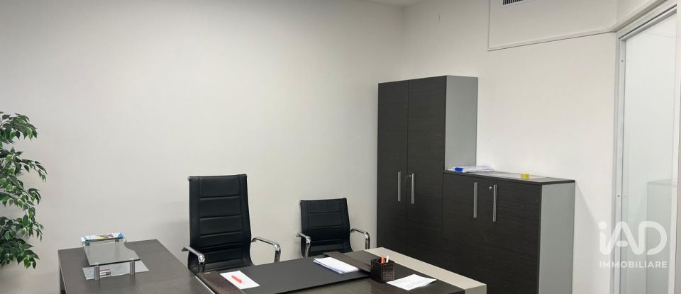 Negozio / locale commerciale di 110 m² in Genova (16129)