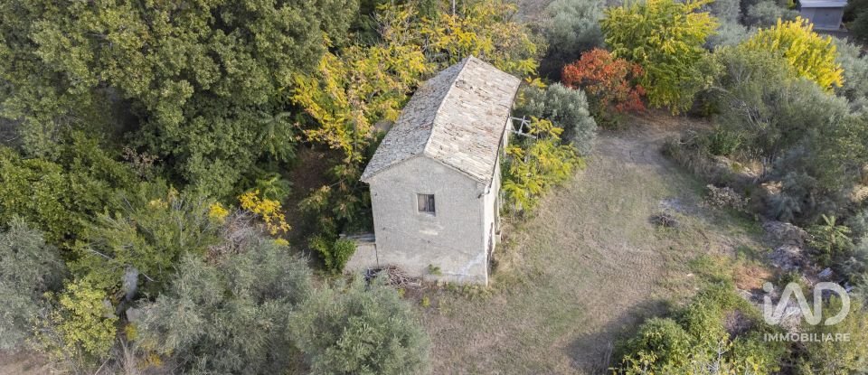 Casa indipendente / Villa 4 locali di 250 m² in Osimo (60027)
