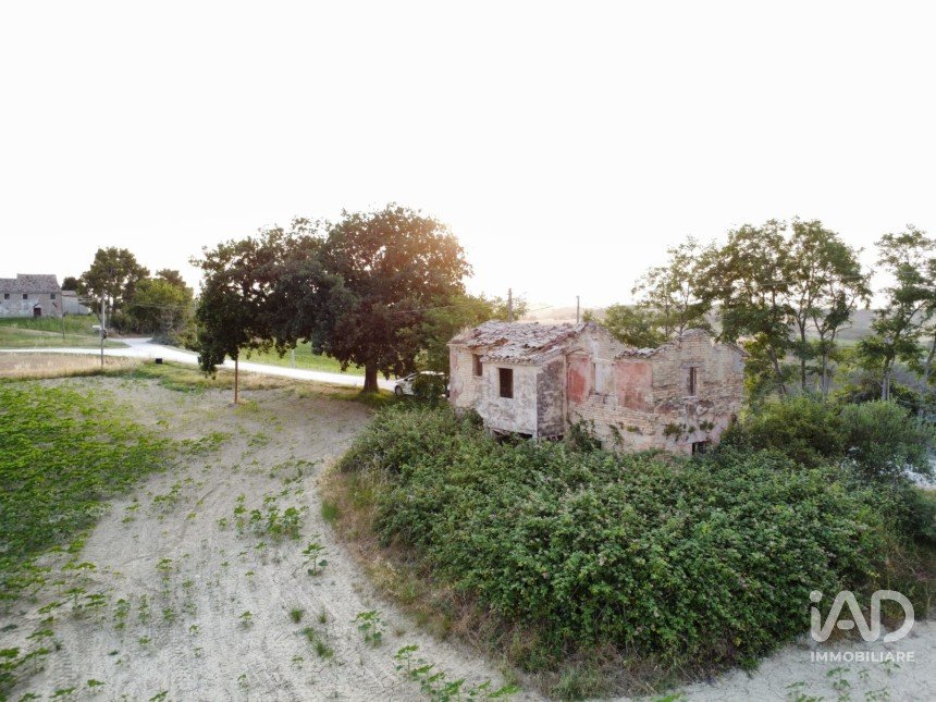 Rustico 4 locali di 80 m² in Filottrano (60024)