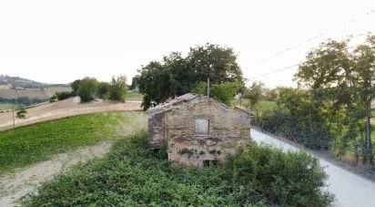 Rustico 4 locali di 80 m² in Filottrano (60024)