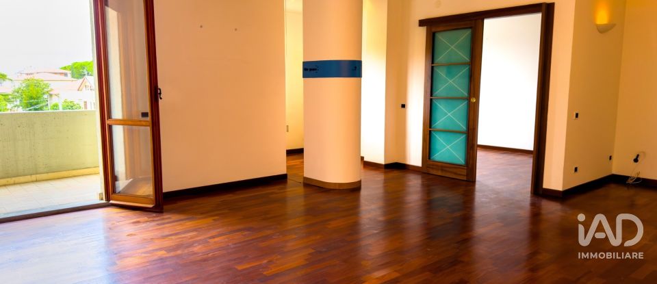 Quadrilocale di 102 m² a Foligno (06034)