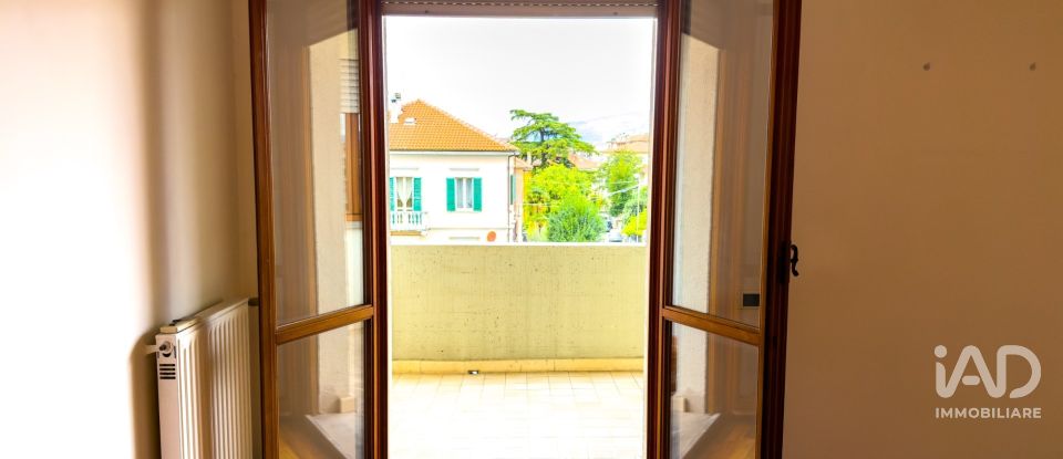 Quadrilocale di 102 m² a Foligno (06034)