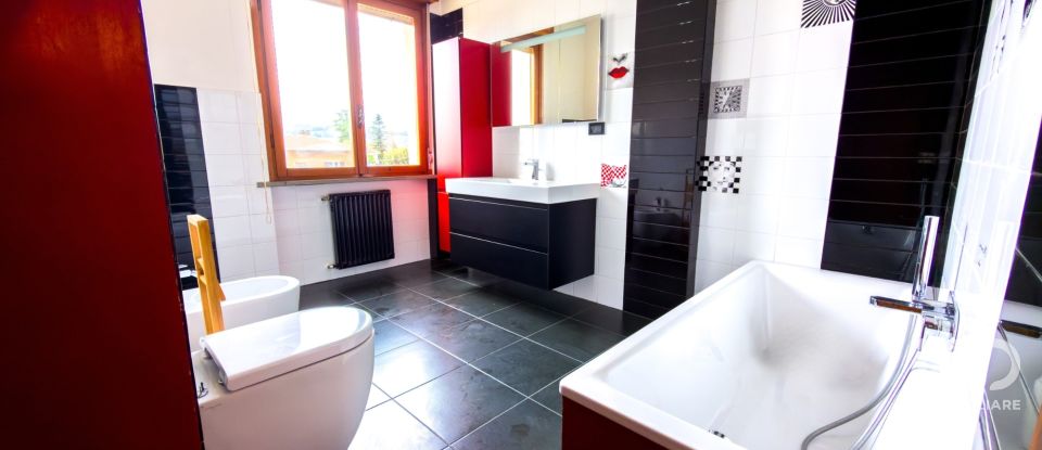 Quadrilocale di 102 m² a Foligno (06034)