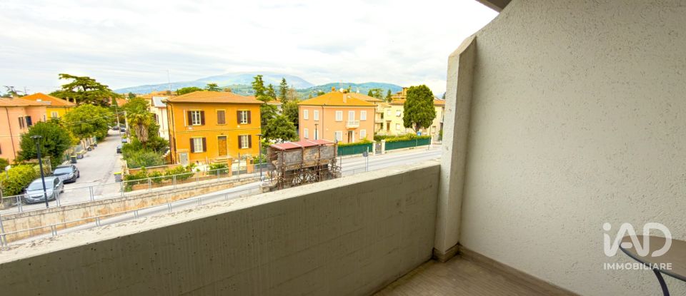 Quadrilocale di 102 m² a Foligno (06034)
