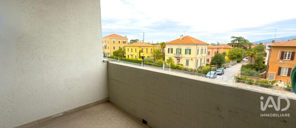 Quadrilocale di 102 m² a Foligno (06034)