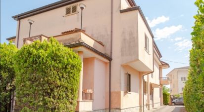 Casa indipendente 6 locali di 180 m² in Lamezia Terme (88046)