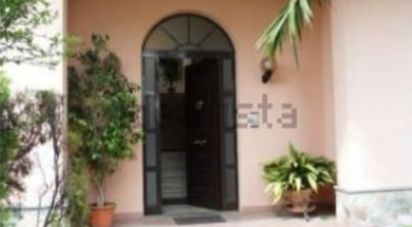 Casa indipendente 6 locali di 180 m² in Lamezia Terme (88046)