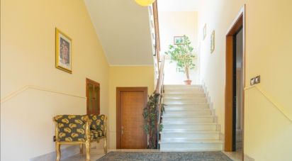 Casa indipendente 6 locali di 180 m² in Lamezia Terme (88046)