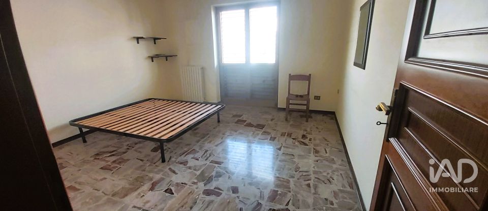 Townhouse 6 rooms of 180 m² in Lamezia Terme (88046)