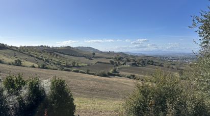 Terreno di 2.170 m² in Potenza Picena (62018)