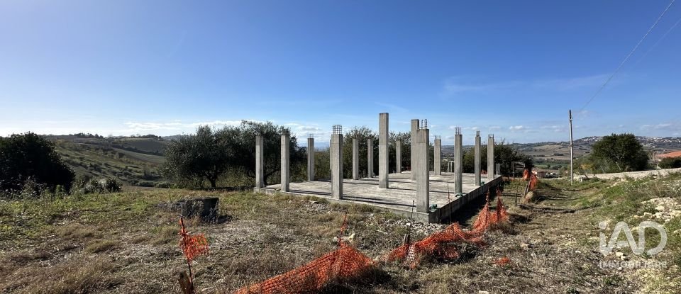 Terreno di 2.170 m² in Potenza Picena (62018)