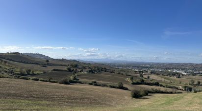 Terreno di 2.170 m² in Potenza Picena (62018)
